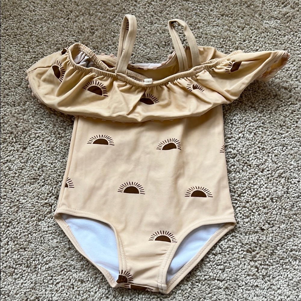 Sun Patterned Off-Shoulder Swimsuit